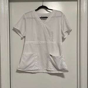 Greys anatomy Barco scrub top size large